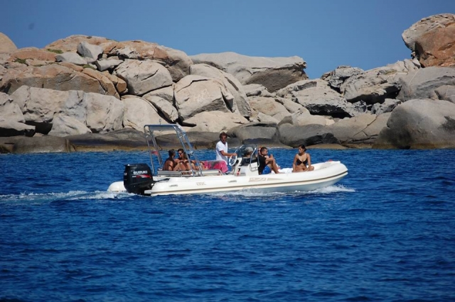 总是和朋友一起