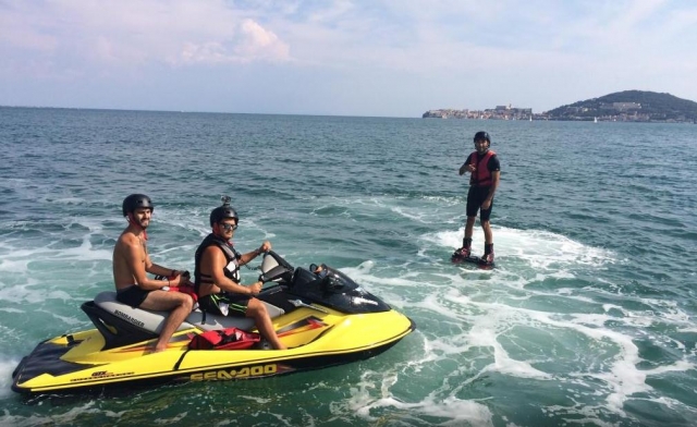  With friends in the water 