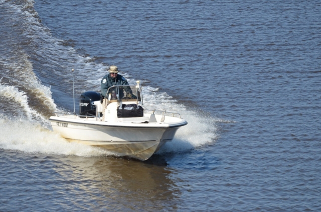  Auf dem Motorboot 