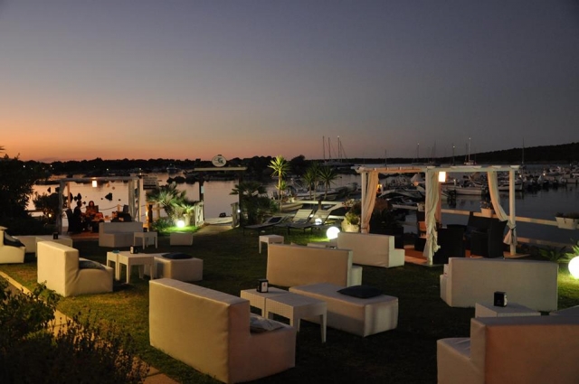 Yachting Club Vela Blu