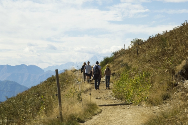  在大自然中远足 
