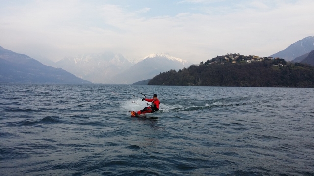  Sul lake with il kitesurf 