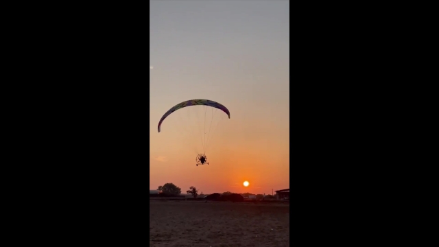  décollage au coucher du soleil 
