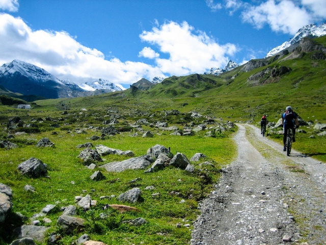 mtb-1169959_960_720.jpg