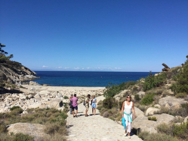  Excursión a la hermosa isla de Montecristo 