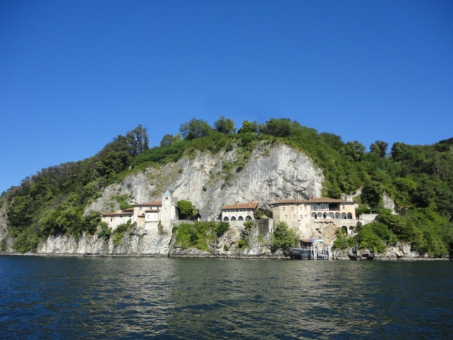 Santa Caterina dal largo del lago 
