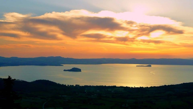  Sunset at the lake 