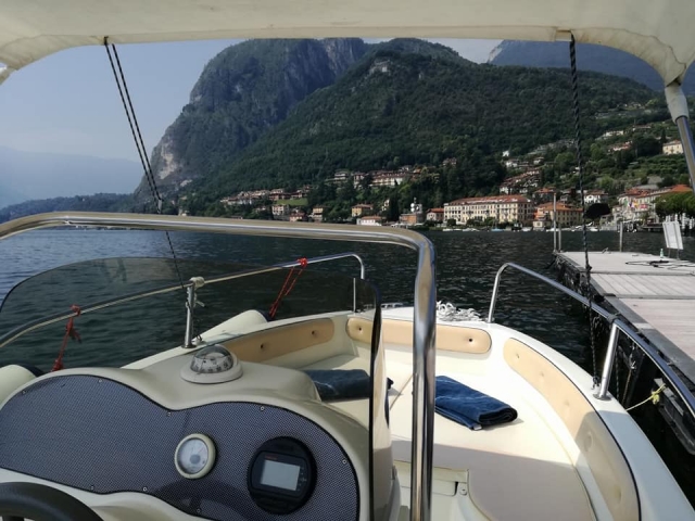  Um dia maravilhoso de barco 
