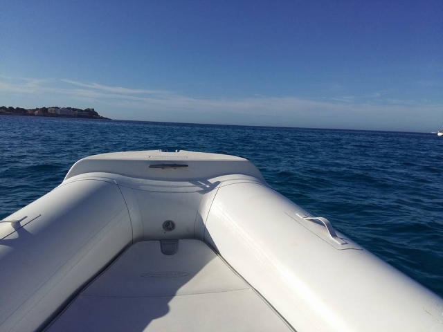  Ausflüge mit dem Schlauchboot in Sizilien 