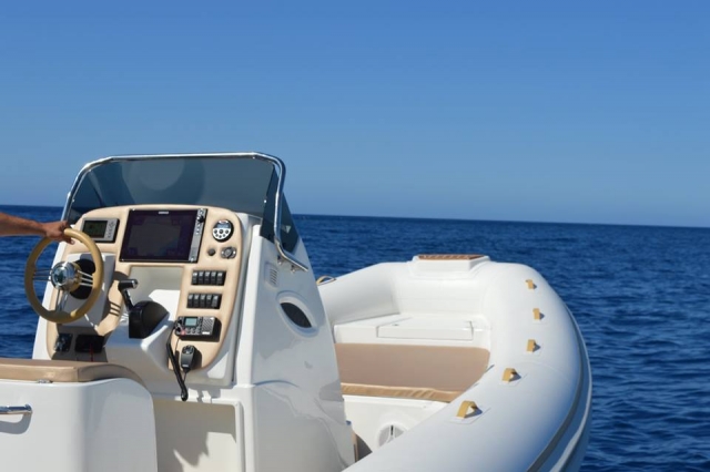 乘船游览西西里岛