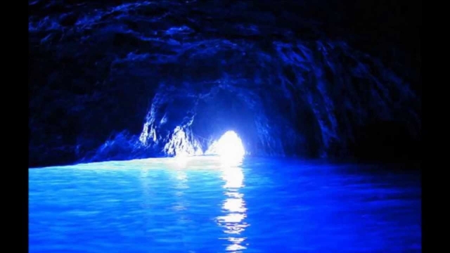 die blaue Grotte