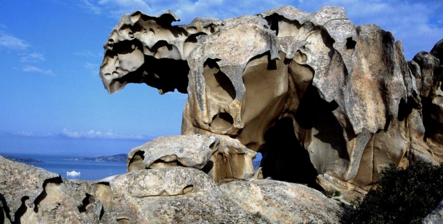  The Rock of the Bear en Palau 