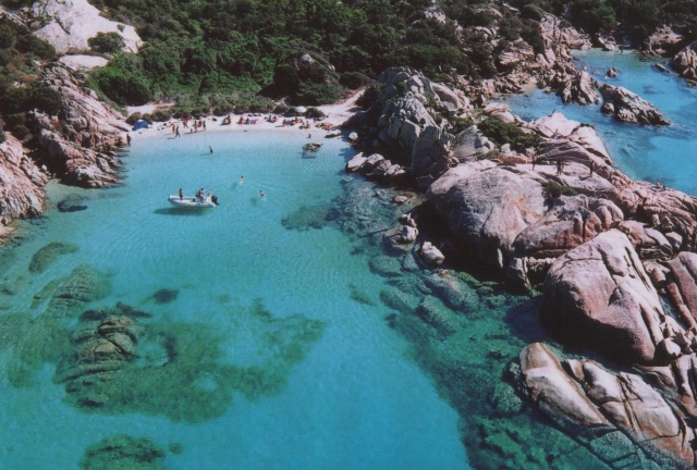  Vista de la isla de Lavezzi -9999--
