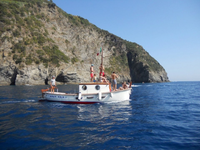  Ein wunderschöner Tag für eine Bootstour 