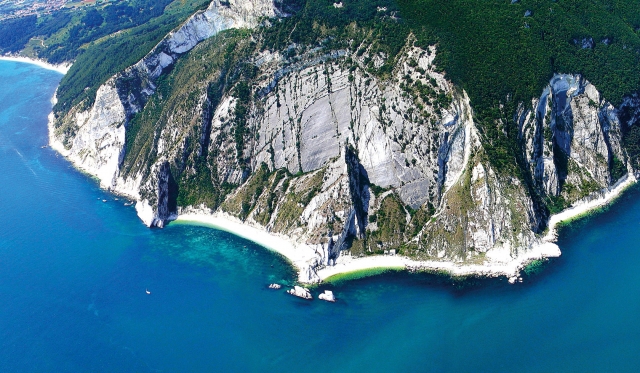  西罗洛海岸 