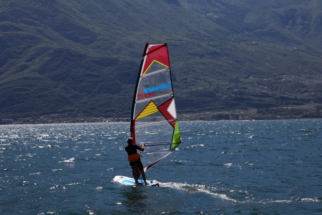 con el windsurf 