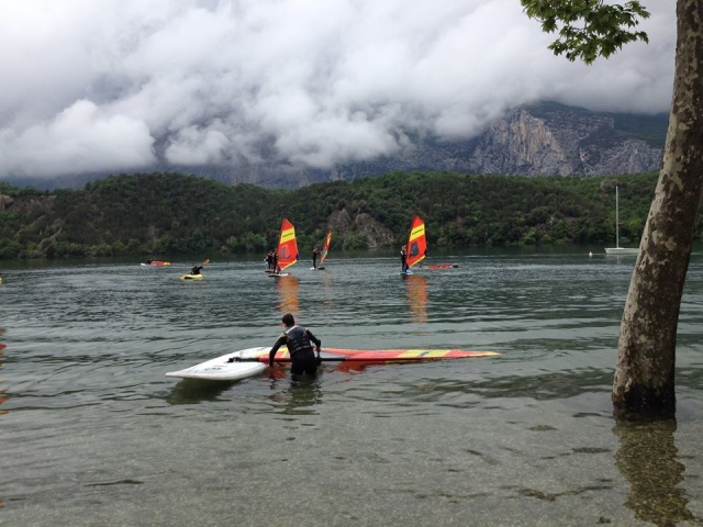  ¿Listo para la aventura en el lago? 