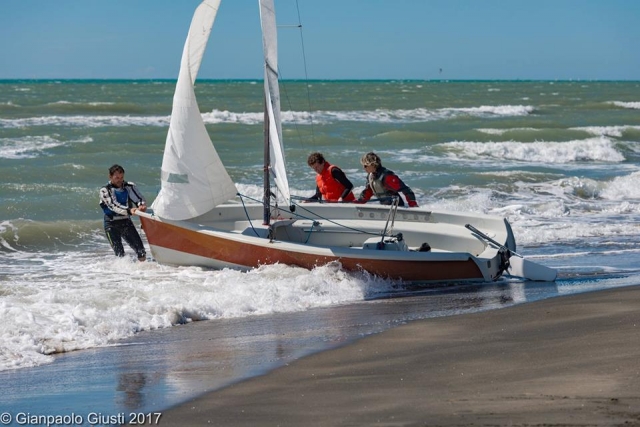  Cursos de vela em Ostia 