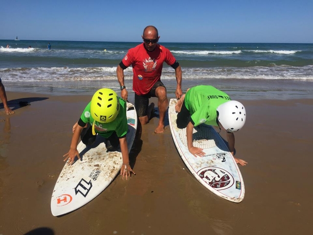  Surf Lessons for Kids 