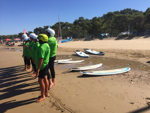  Windsurfing Courses for All Ages 