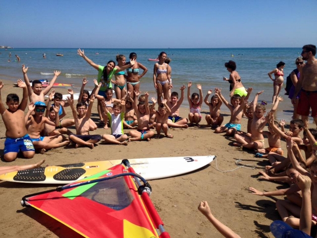  Windsurfing for everyone! 
