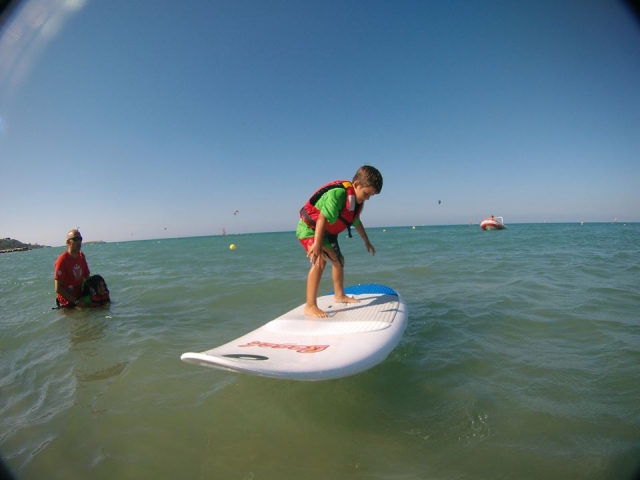  Mini paddle surfer! 