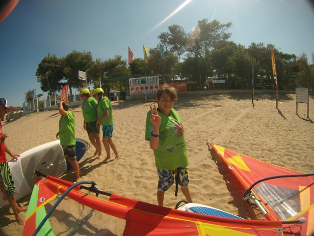  Venha se divertir com um pouco de Windsurf 