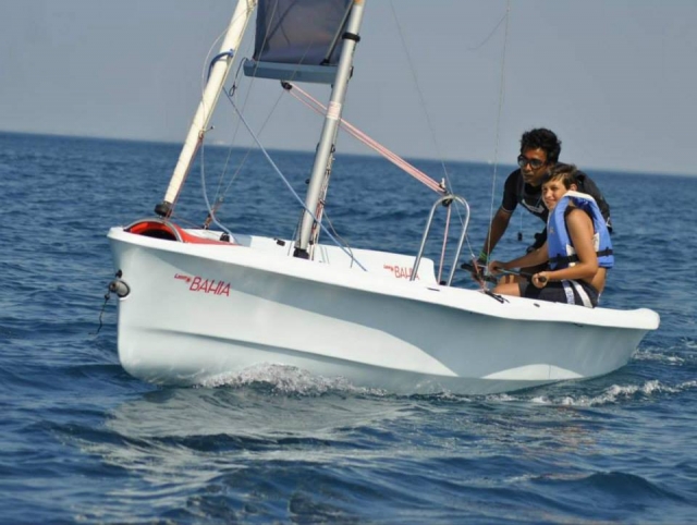 Barche a vela a noleggio