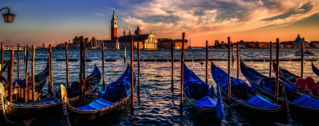  Venezia and the view of the Canal Grande 