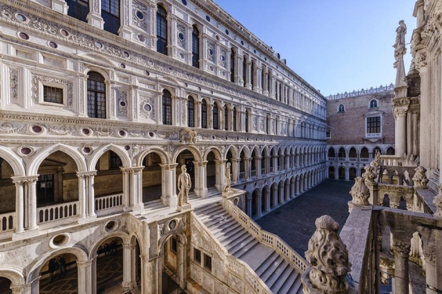  Un día en el Palacio Ducal 
