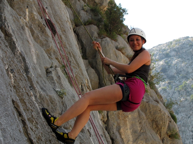 e-19742741-rock-climbing-adventure-omis-215022774002680.jpg