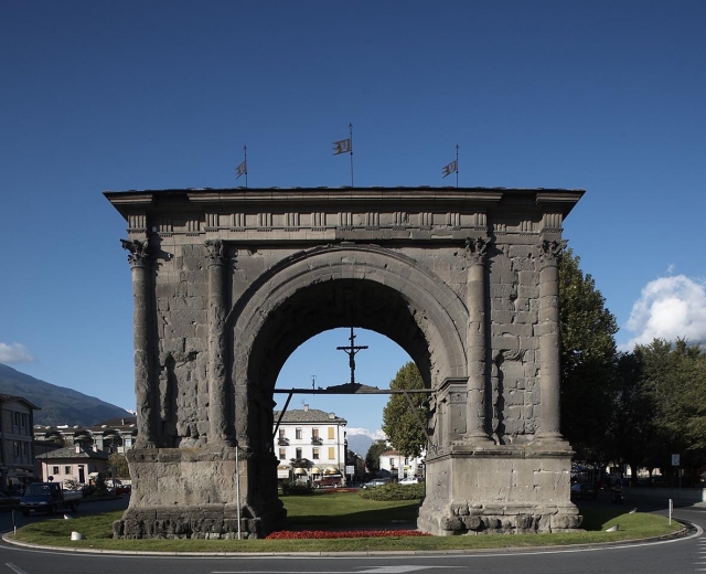  Arc d'Auguste à aoste 