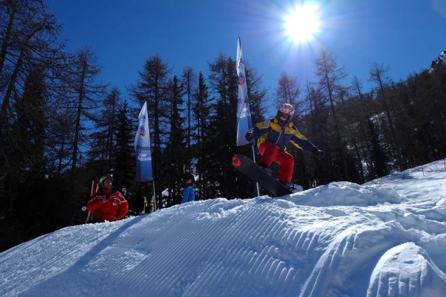  Sur le snowboard