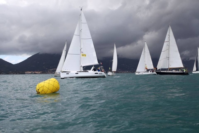 una giornata in vela tutti assieme