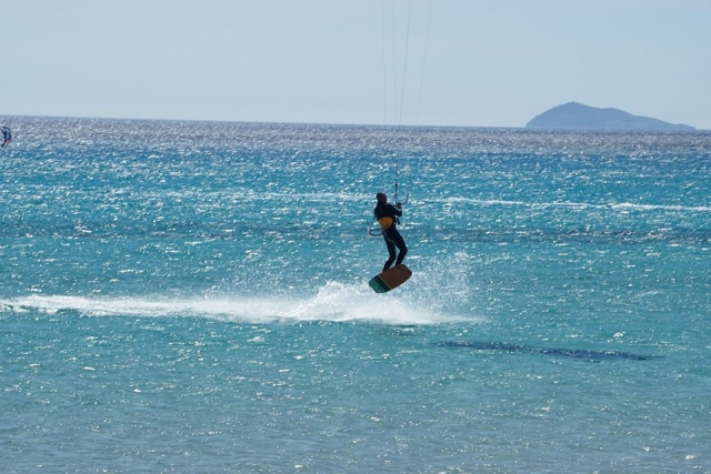 saltando sul mare