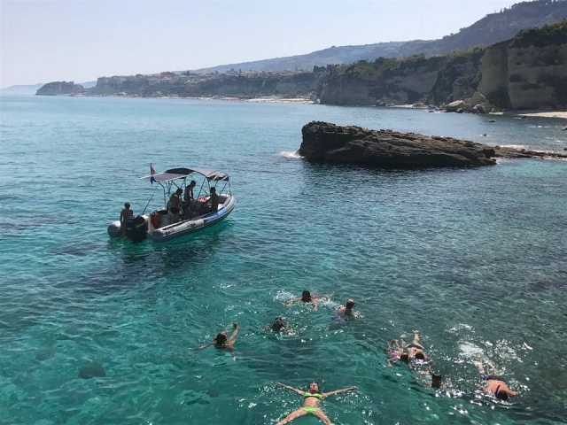  Snorkeling 