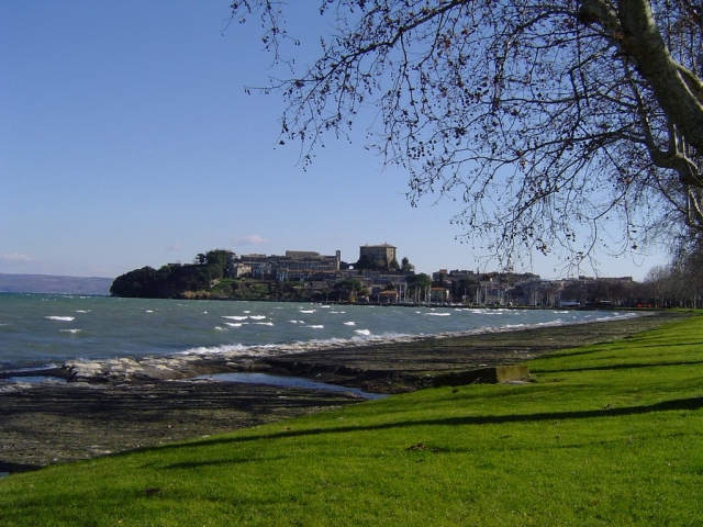 il lago si nolsena