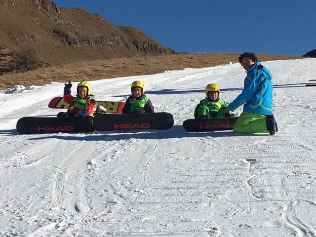  snowboard snowboarders 