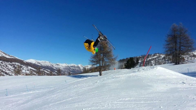  与我们的教练一起玩得开心 