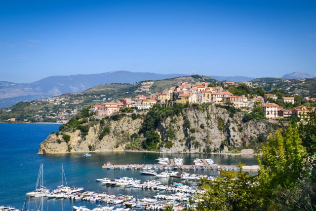 Der Hafen von Agropoli 