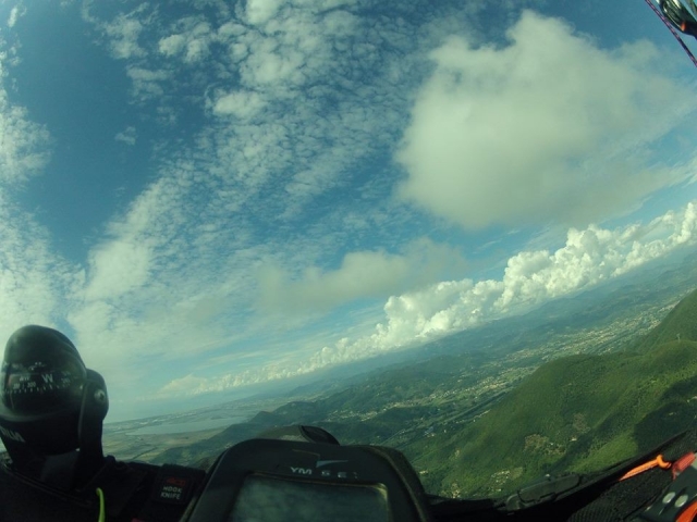  acima das nuvens 