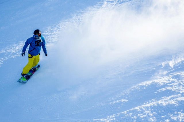  Ski on board