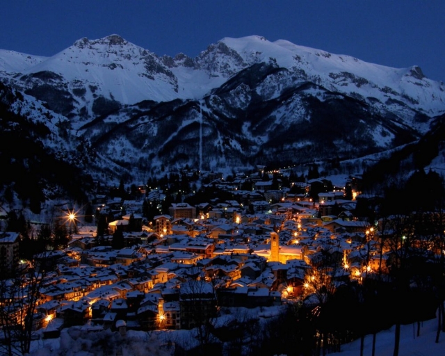  Limone by Night 