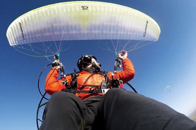 Eat a parapendium ma with ill motor