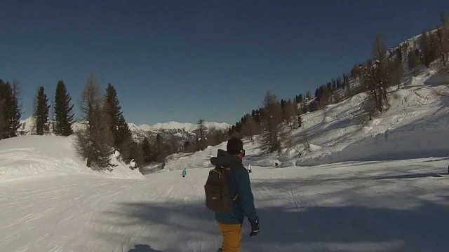  Vaya río abajo en el snowboard 