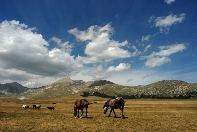 Uma paisagem fantástica de Abruzezes 