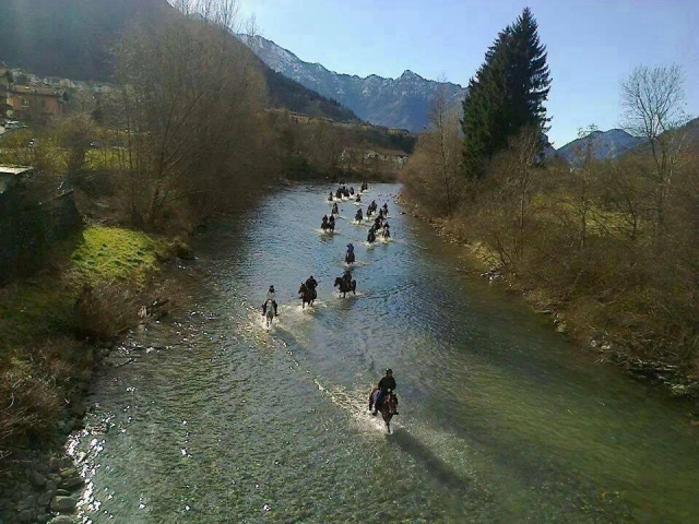 Attraversiamo il fiume