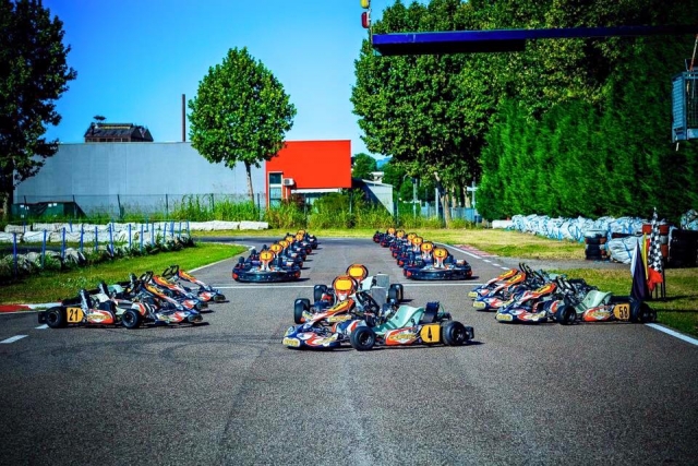 I nostri fantastici kart ti aspettano