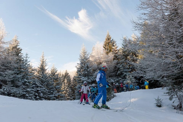  Ski school 