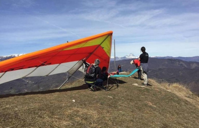 Hang-gliding 